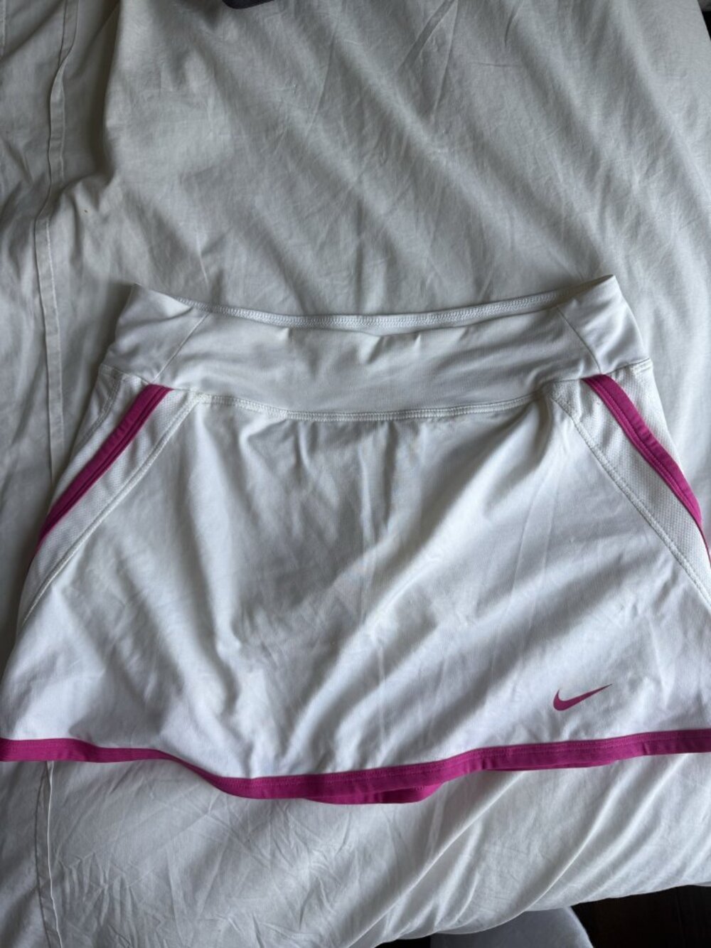 Nike Dri-FIT White Tennis Skirt Pink Trim Size L
